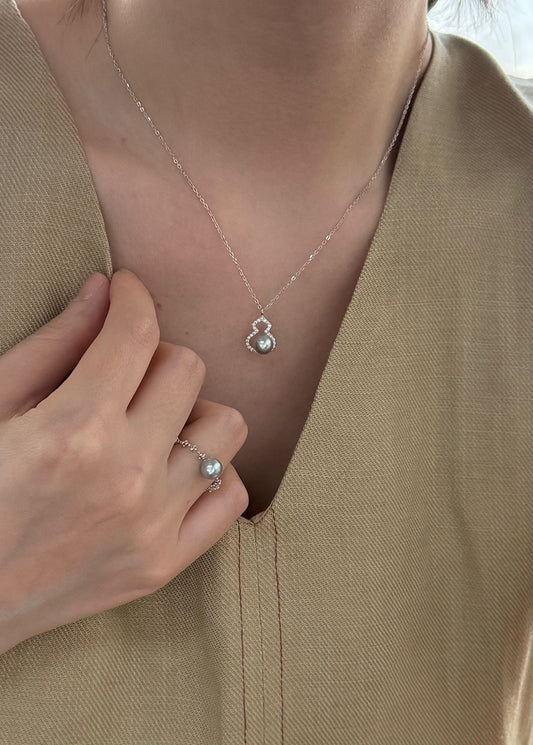 Mini Round Pearl Necklace