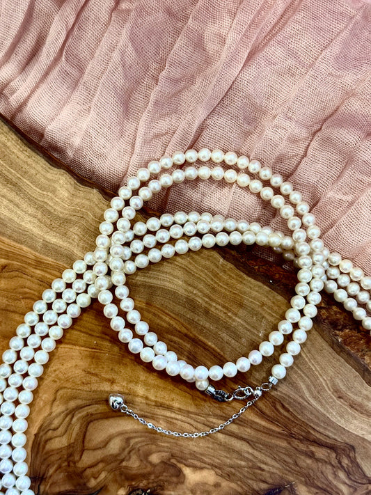 Mini Round Freshwater Pearl Necklace in Sterling Silver | Everyday Minimal Classic