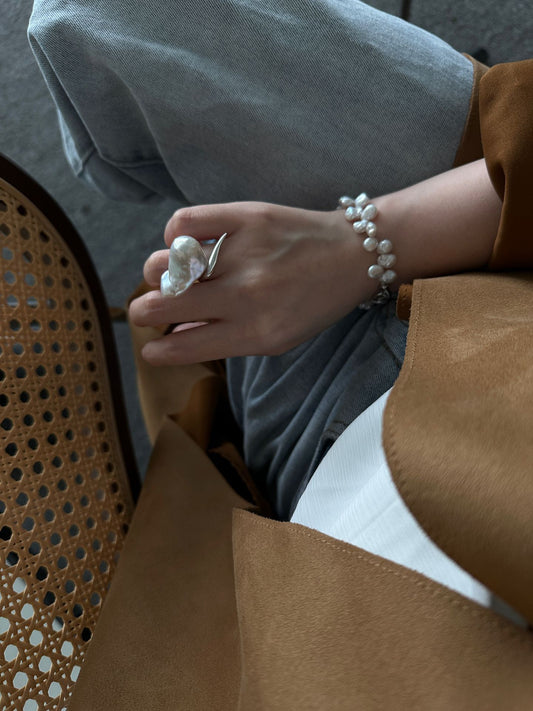 Golden Keshi Necklace & Bracelet Set